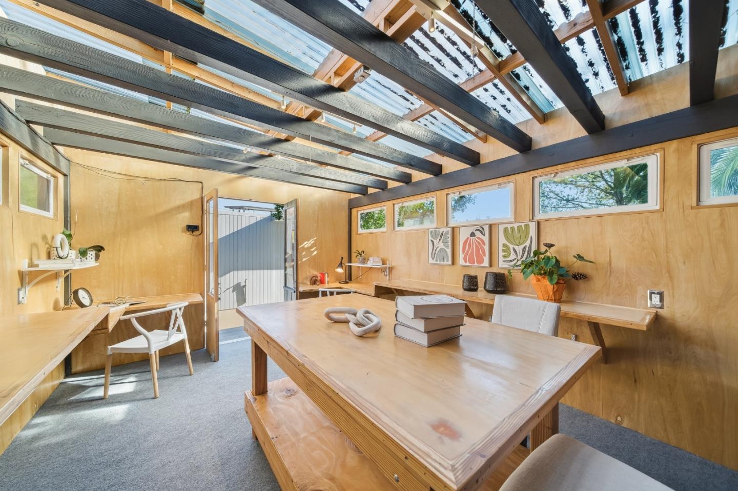 Detail Gallery Image 32 of 38 For 2096 Ticonderoga Dr, San Mateo,  CA 94402 - 5 Beds | 3 Baths