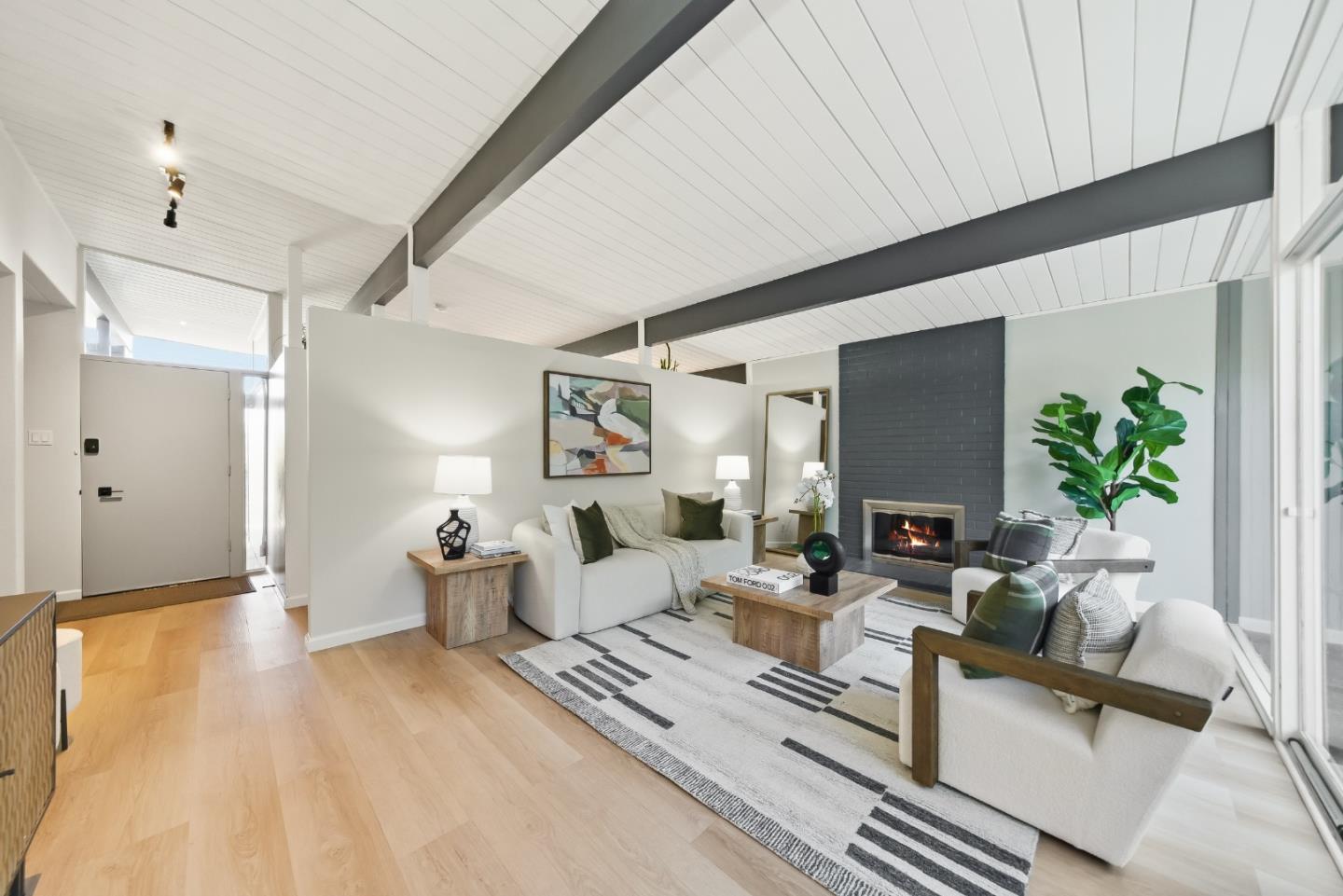 Detail Gallery Image 7 of 38 For 2096 Ticonderoga Dr, San Mateo,  CA 94402 - 5 Beds | 3 Baths