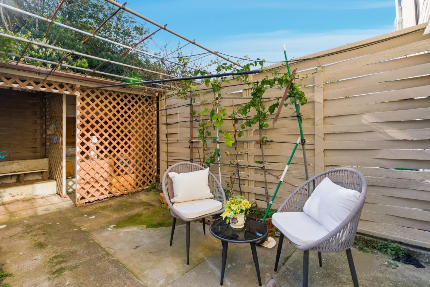 Detail Gallery Image 42 of 53 For 26 W View Ave, San Francisco,  CA 94134 - 2 Beds | 3 Baths