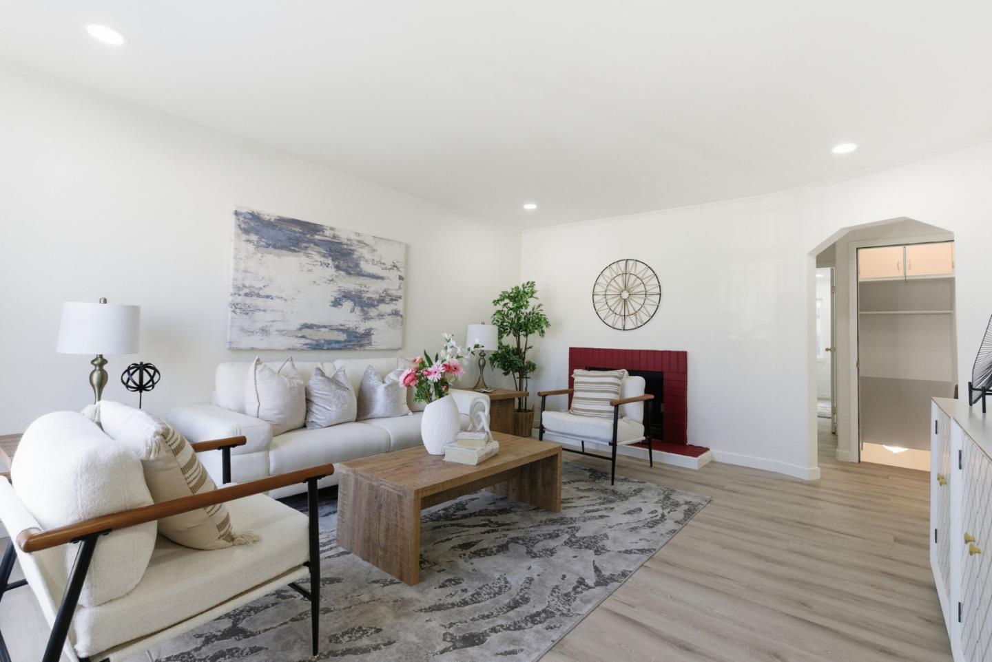 Detail Gallery Image 5 of 53 For 26 W View Ave, San Francisco,  CA 94134 - 2 Beds | 3 Baths