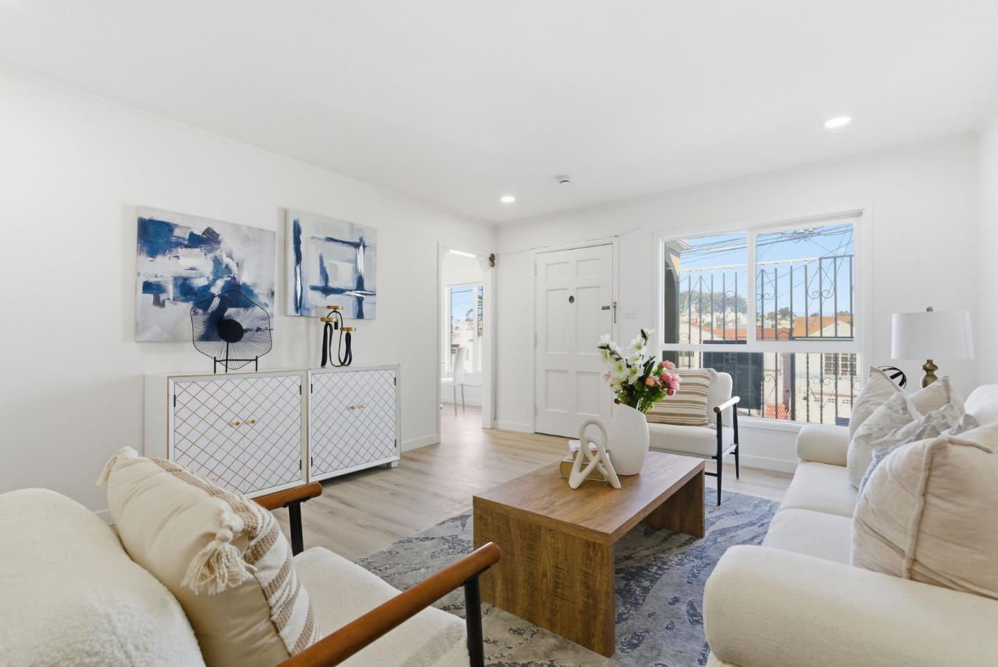 Detail Gallery Image 7 of 53 For 26 W View Ave, San Francisco,  CA 94134 - 2 Beds | 3 Baths