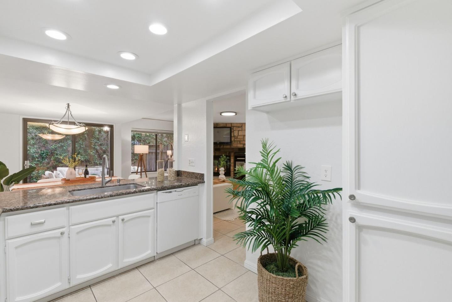 Detail Gallery Image 11 of 77 For 1144 Cherryview Ln, San Jose,  CA 95118 - 3 Beds | 2/1 Baths