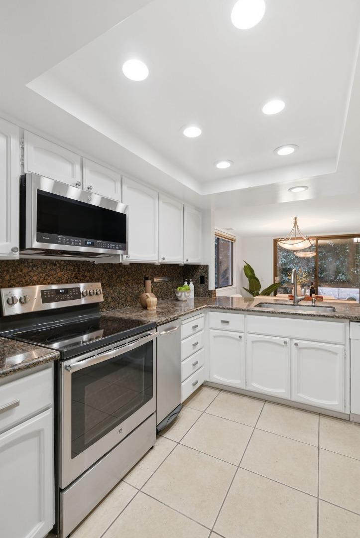 Detail Gallery Image 13 of 77 For 1144 Cherryview Ln, San Jose,  CA 95118 - 3 Beds | 2/1 Baths