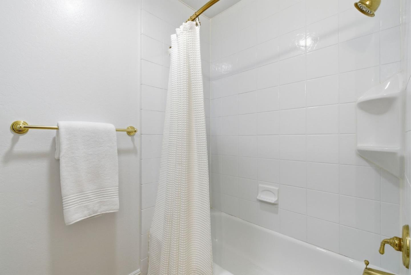Detail Gallery Image 35 of 77 For 1144 Cherryview Ln, San Jose,  CA 95118 - 3 Beds | 2/1 Baths