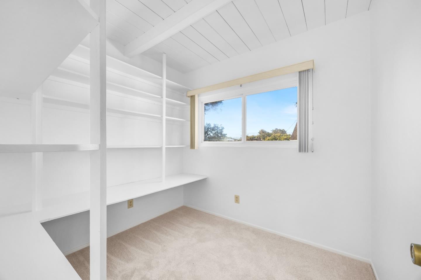Detail Gallery Image 20 of 36 For 514 6th St, Pacific Grove,  CA 93950 - 2 Beds | 1/1 Baths