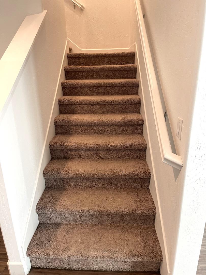 Detail Gallery Image 12 of 20 For 401 Manuel Ct, Los Banos,  CA 93635 - 5 Beds | 3 Baths