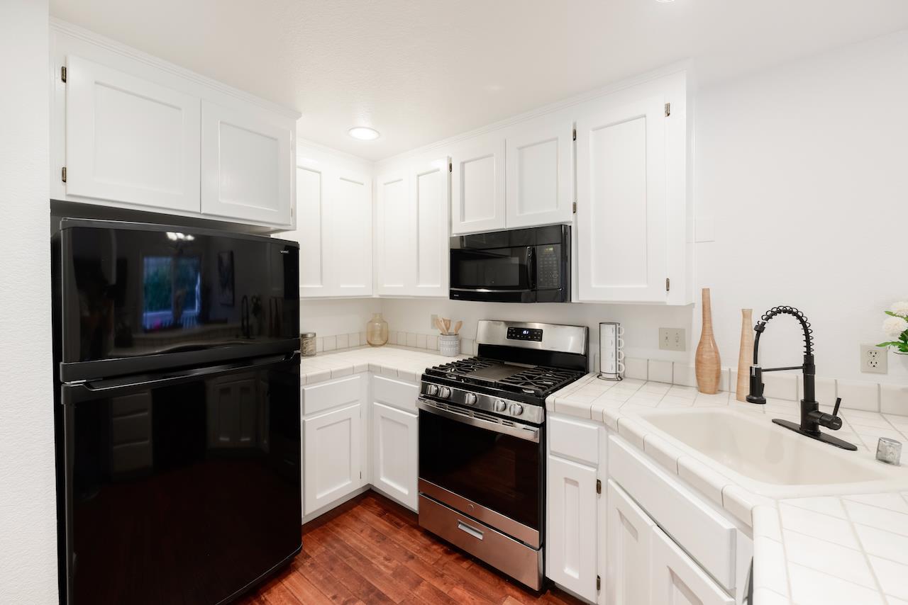 Detail Gallery Image 20 of 82 For 132 Arabian Way, Scotts Valley,  CA 95066 - 3 Beds | 2 Baths