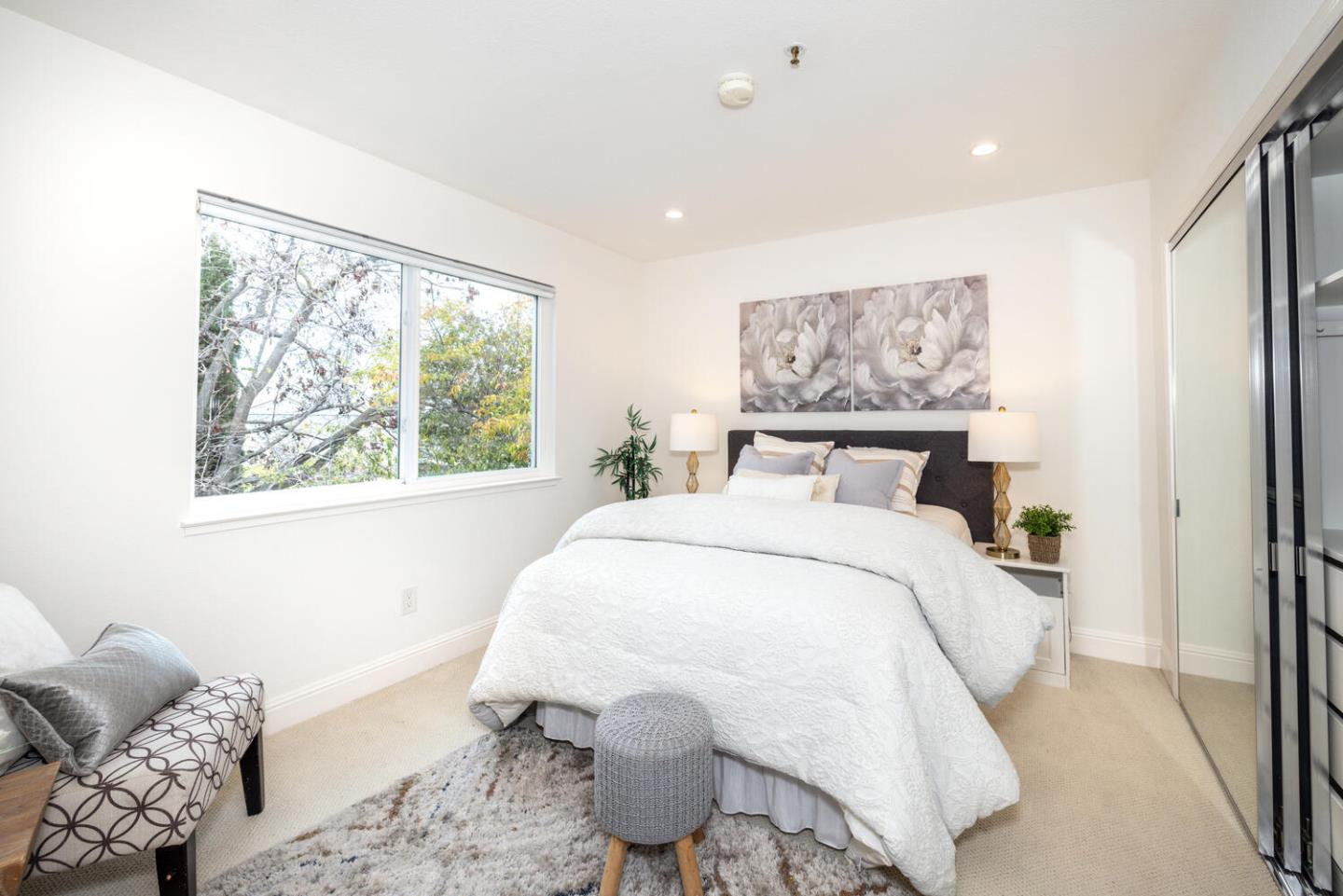 Detail Gallery Image 29 of 62 For 290 Billingsgate, Foster City,  CA 94404 - 3 Beds | 2/1 Baths