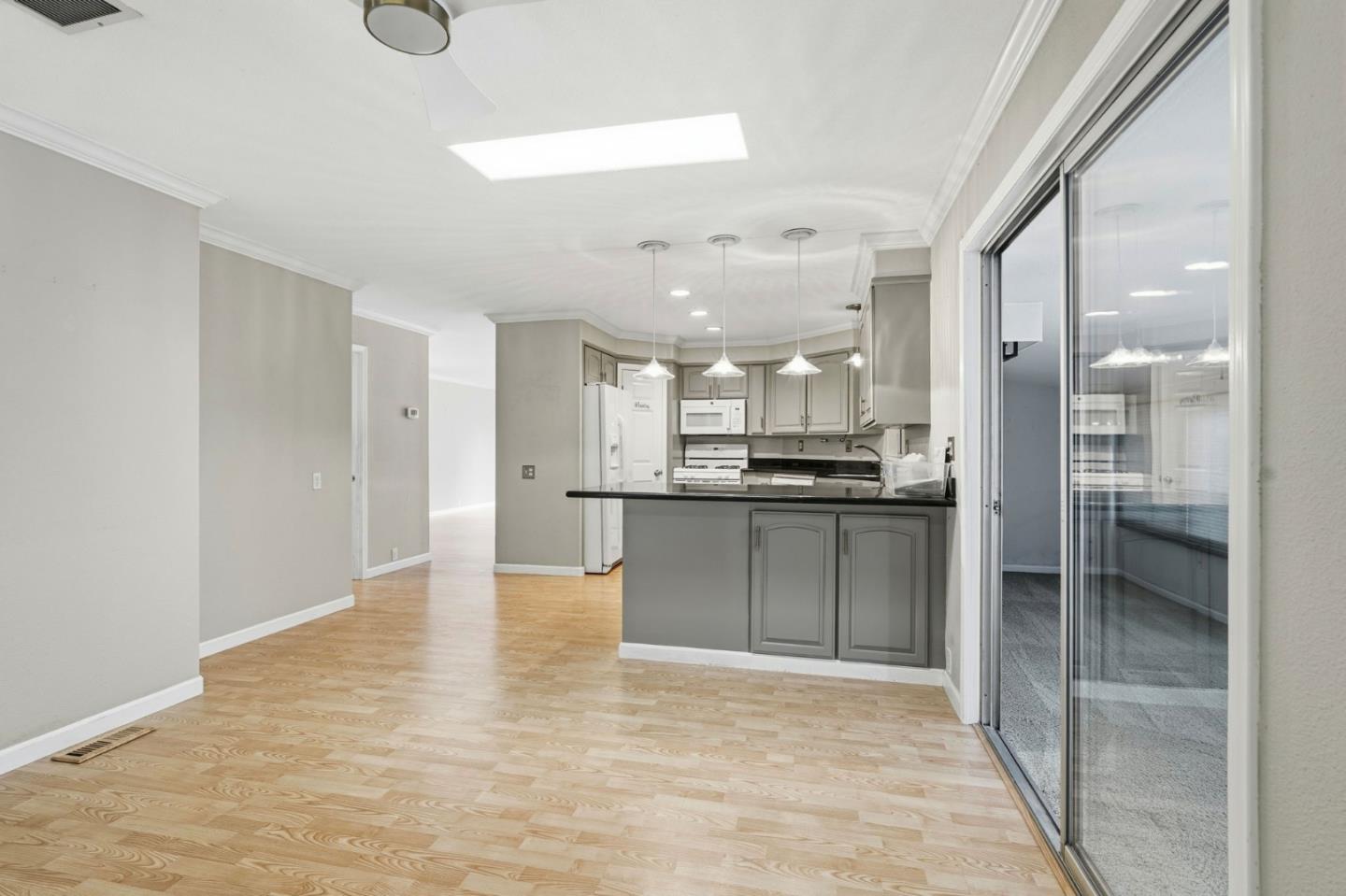 Detail Gallery Image 16 of 38 For 32 Quail Hollow Dr #32,  San Jose,  CA 95128 - 2 Beds | 2 Baths