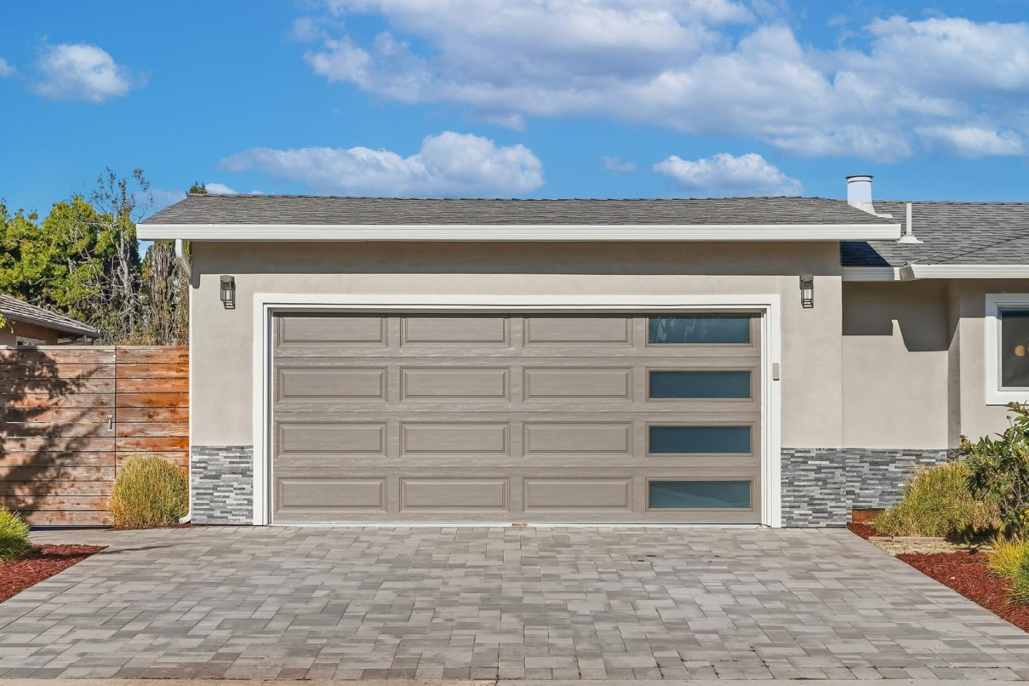 Detail Gallery Image 33 of 40 For 1031 Enderby Way, Sunnyvale,  CA 94087 - 4 Beds | 3/1 Baths