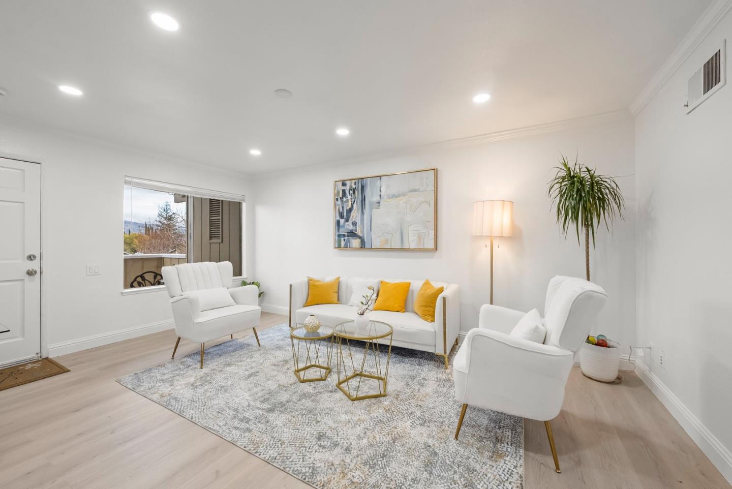 Photo #5: ML82030180 Listing: Photo #5