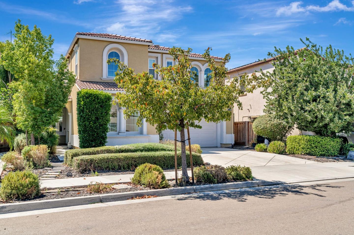 Detail Gallery Image 3 of 49 For 1798 Ponderosa Dr, Tracy,  CA 95376 - 4 Beds | 3 Baths