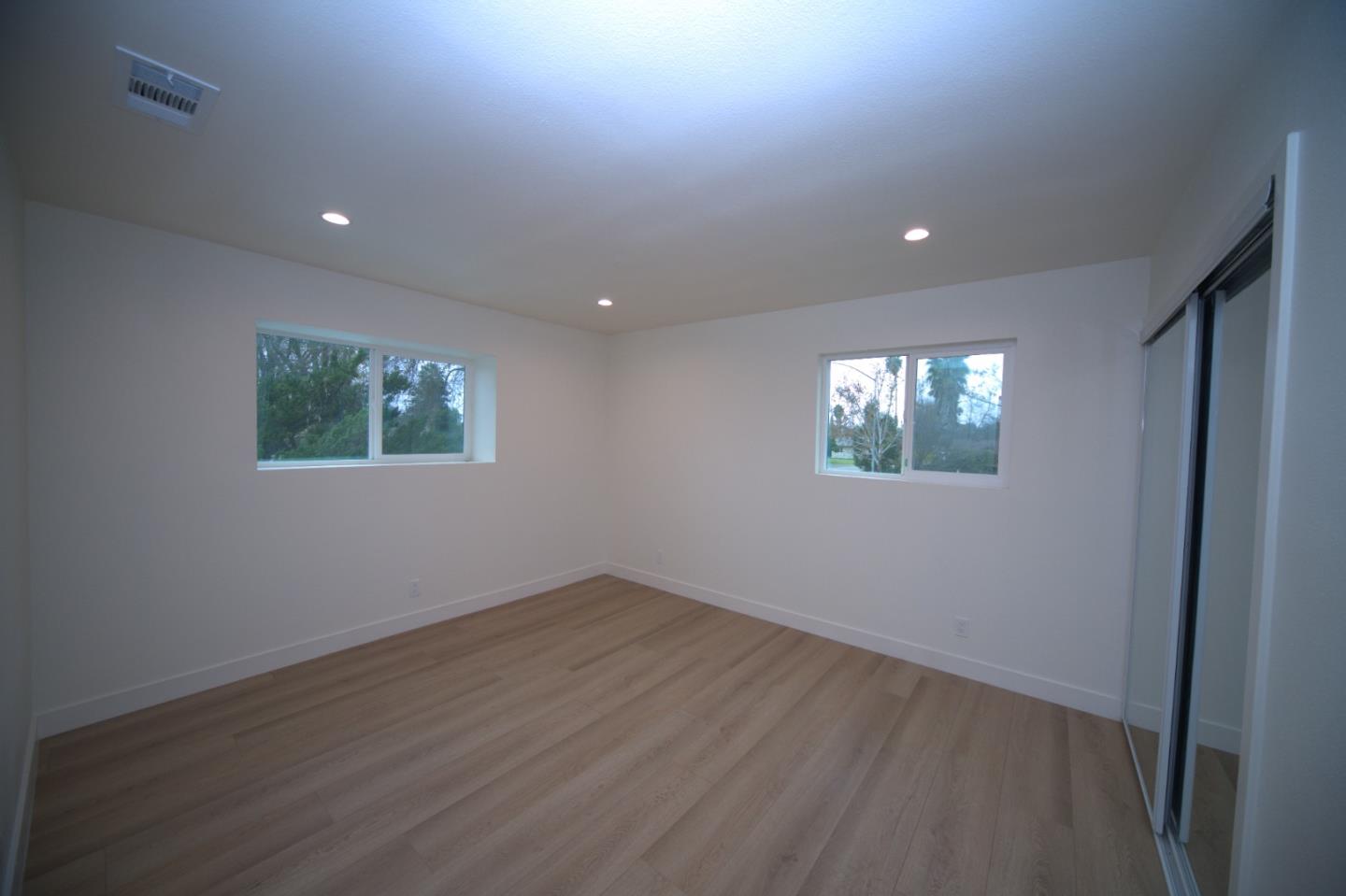 Detail Gallery Image 13 of 27 For 4493 Townehome Dr, Stockton,  CA 95207 - 3 Beds | 2 Baths