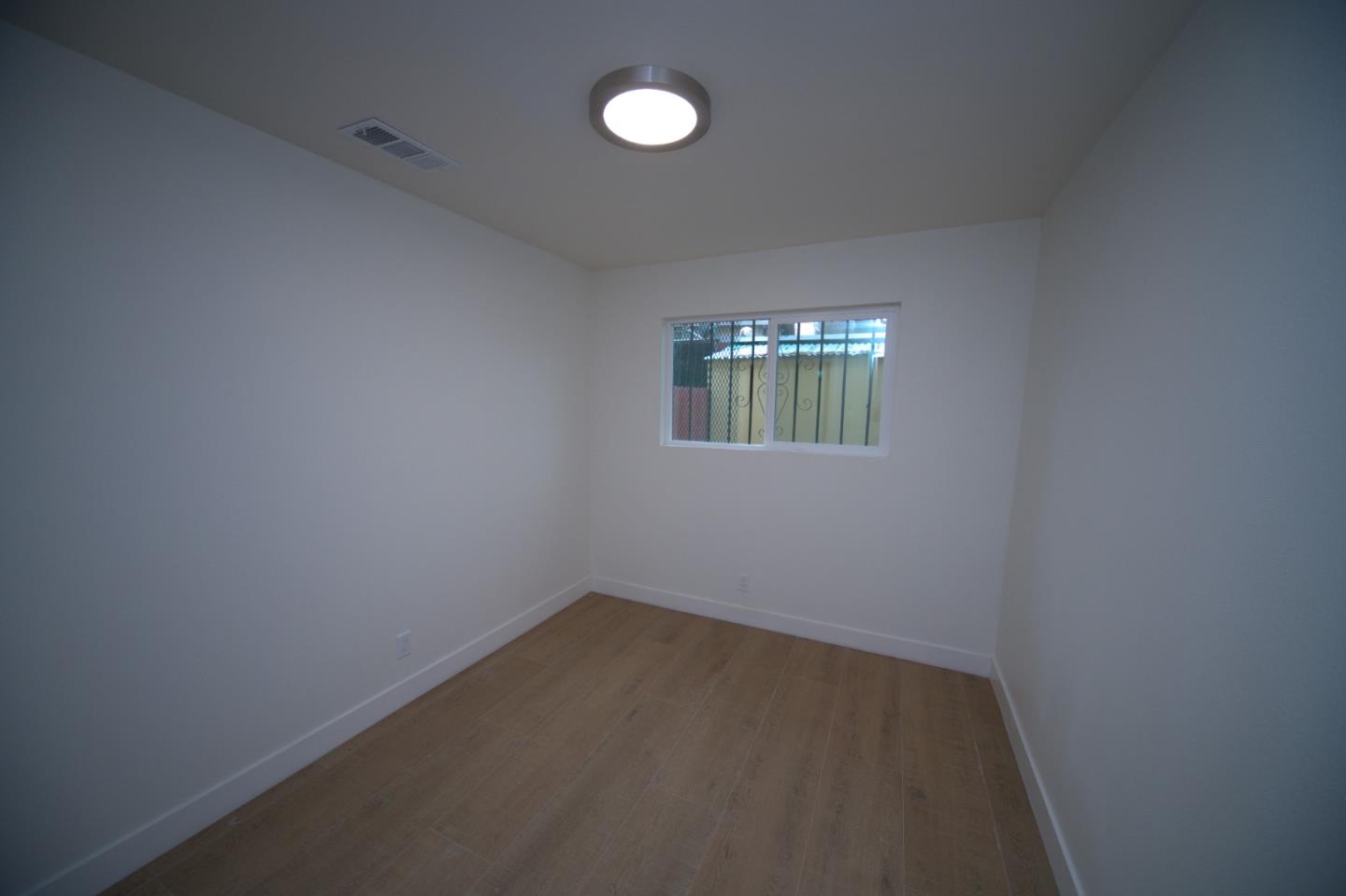 Detail Gallery Image 17 of 27 For 4493 Townehome Dr, Stockton,  CA 95207 - 3 Beds | 2 Baths