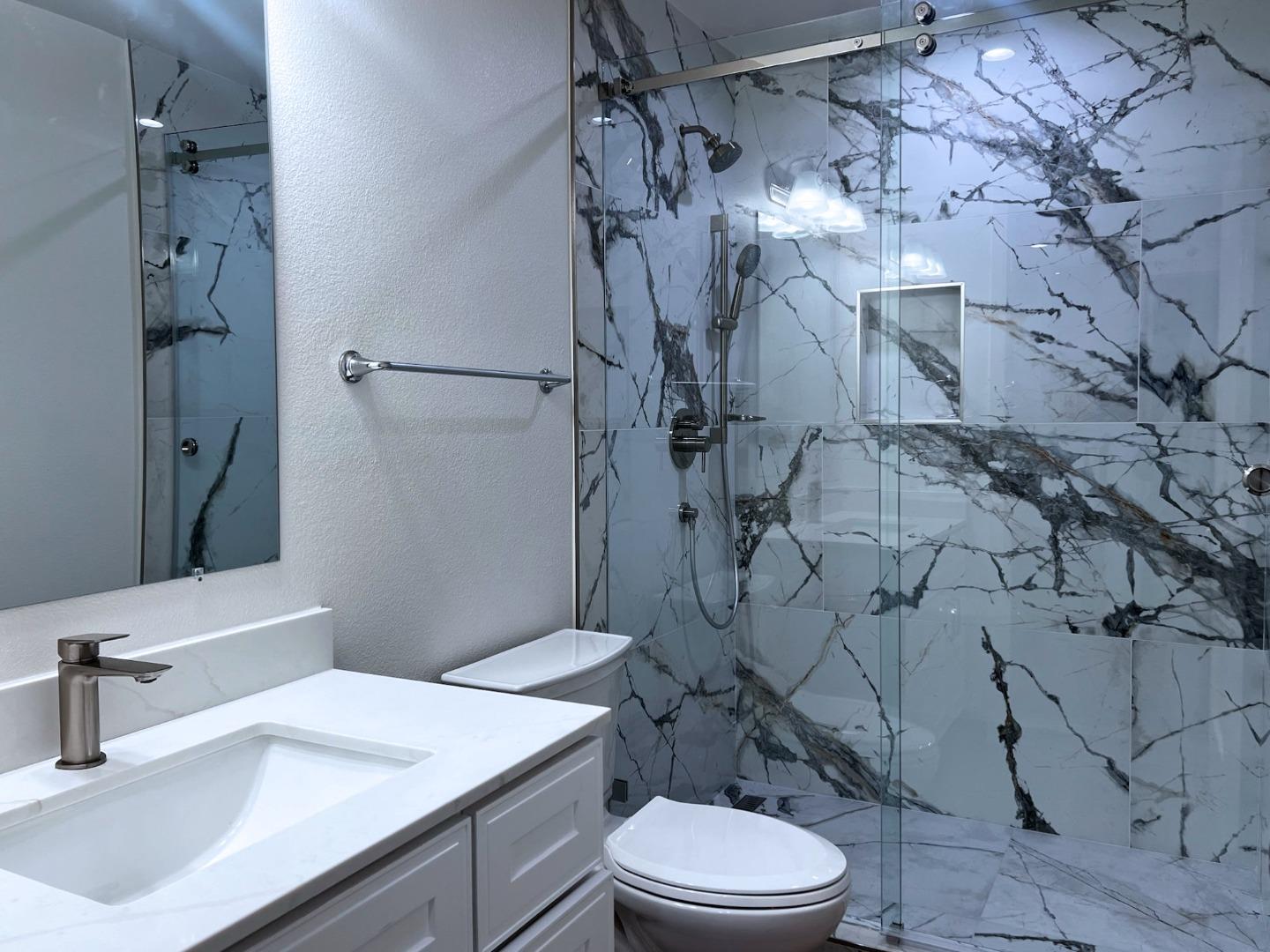 Detail Gallery Image 21 of 27 For 4493 Townehome Dr, Stockton,  CA 95207 - 3 Beds | 2 Baths