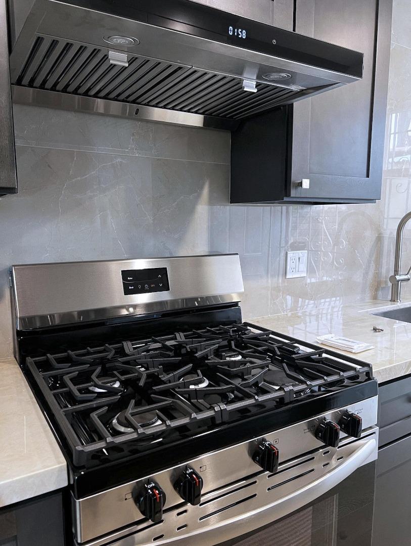 Detail Gallery Image 5 of 27 For 4493 Townehome Dr, Stockton,  CA 95207 - 3 Beds | 2 Baths