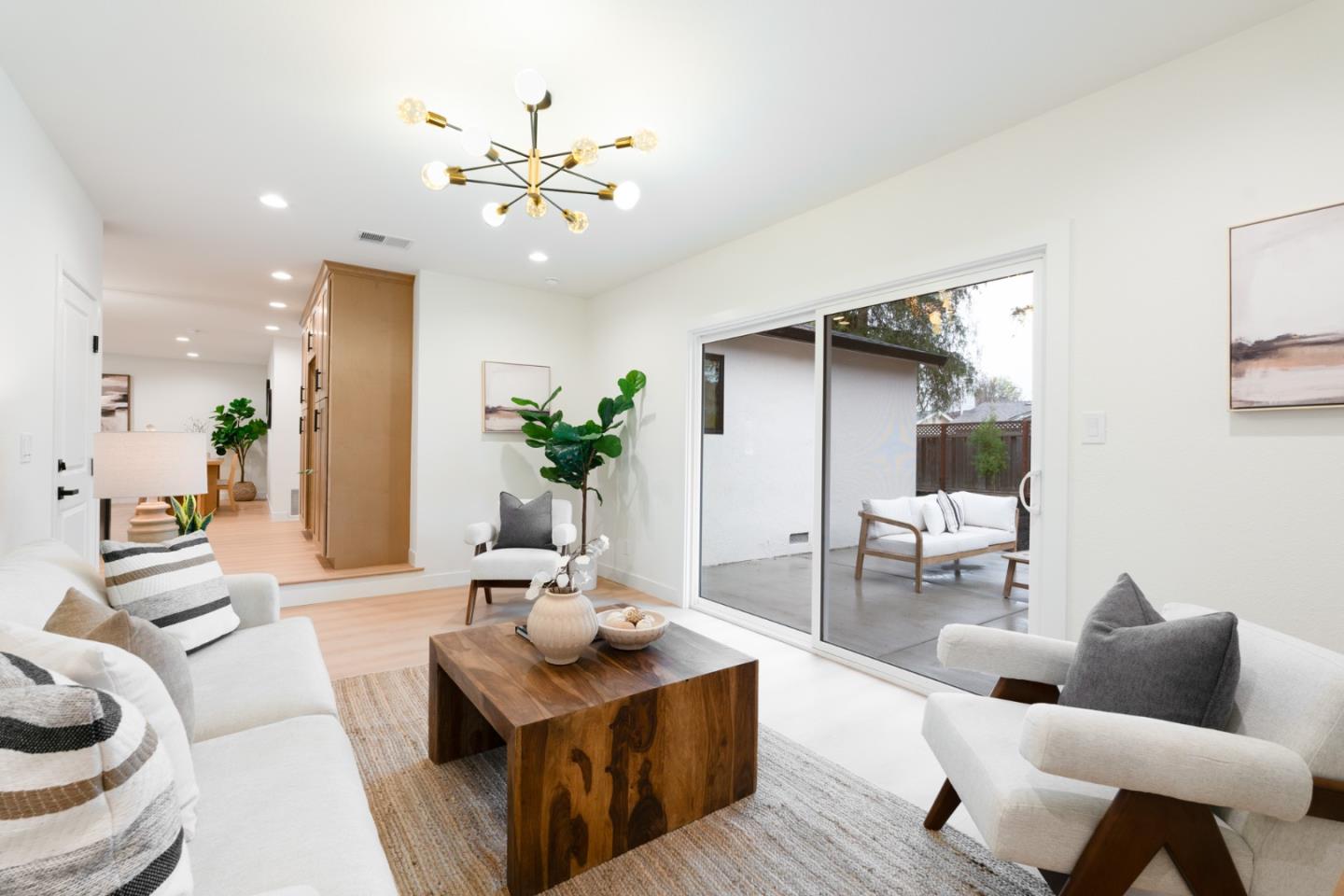 Detail Gallery Image 11 of 22 For 6256 Hokett Way, San Jose,  CA 95123 - 3 Beds | 2 Baths