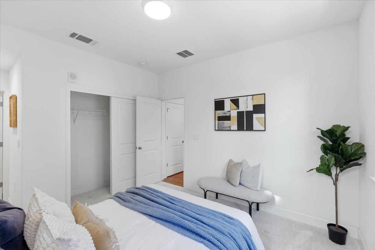 Detail Gallery Image 31 of 60 For 125 Maidenhair Ter, Sunnyvale,  CA 94086 - 3 Beds | 3/1 Baths