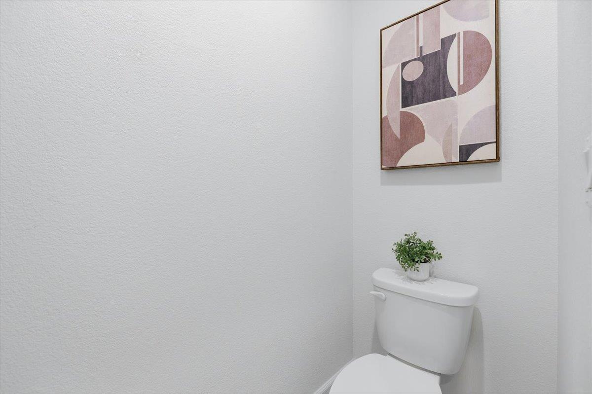 Detail Gallery Image 43 of 60 For 125 Maidenhair Ter, Sunnyvale,  CA 94086 - 3 Beds | 3/1 Baths