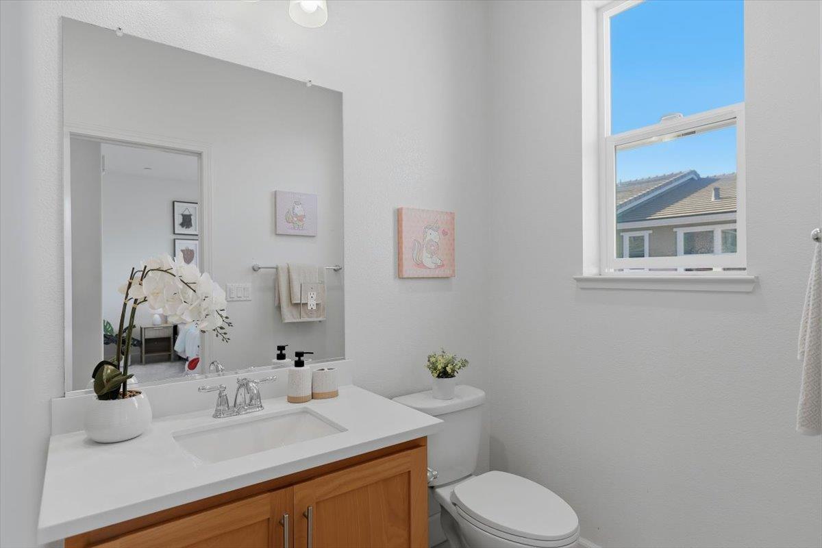 Detail Gallery Image 48 of 60 For 125 Maidenhair Ter, Sunnyvale,  CA 94086 - 3 Beds | 3/1 Baths