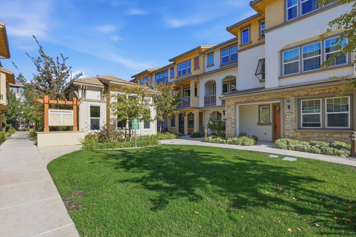 Detail Gallery Image 59 of 60 For 125 Maidenhair Ter, Sunnyvale,  CA 94086 - 3 Beds | 3/1 Baths