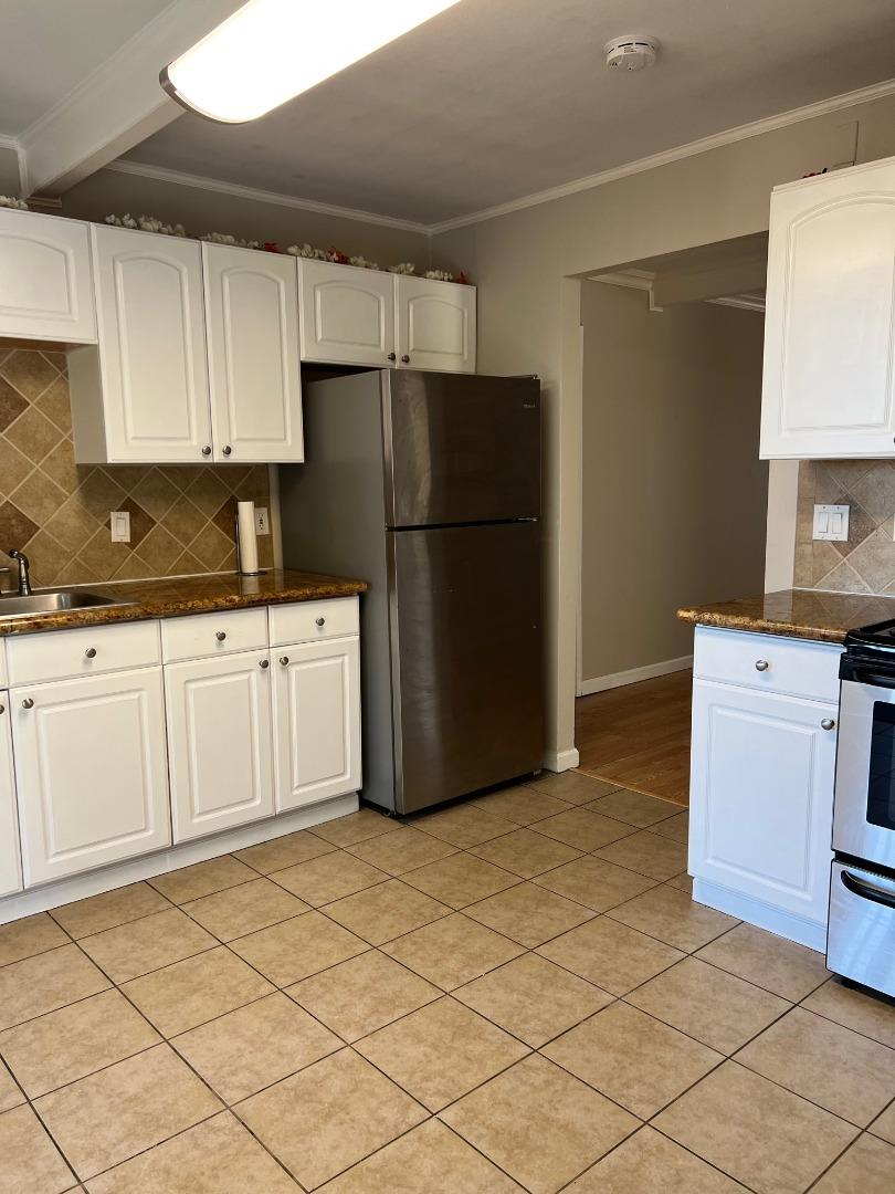 Detail Gallery Image 9 of 20 For 2829 Hilltop Rd, Concord,  CA 94520 - 4 Beds | 2 Baths