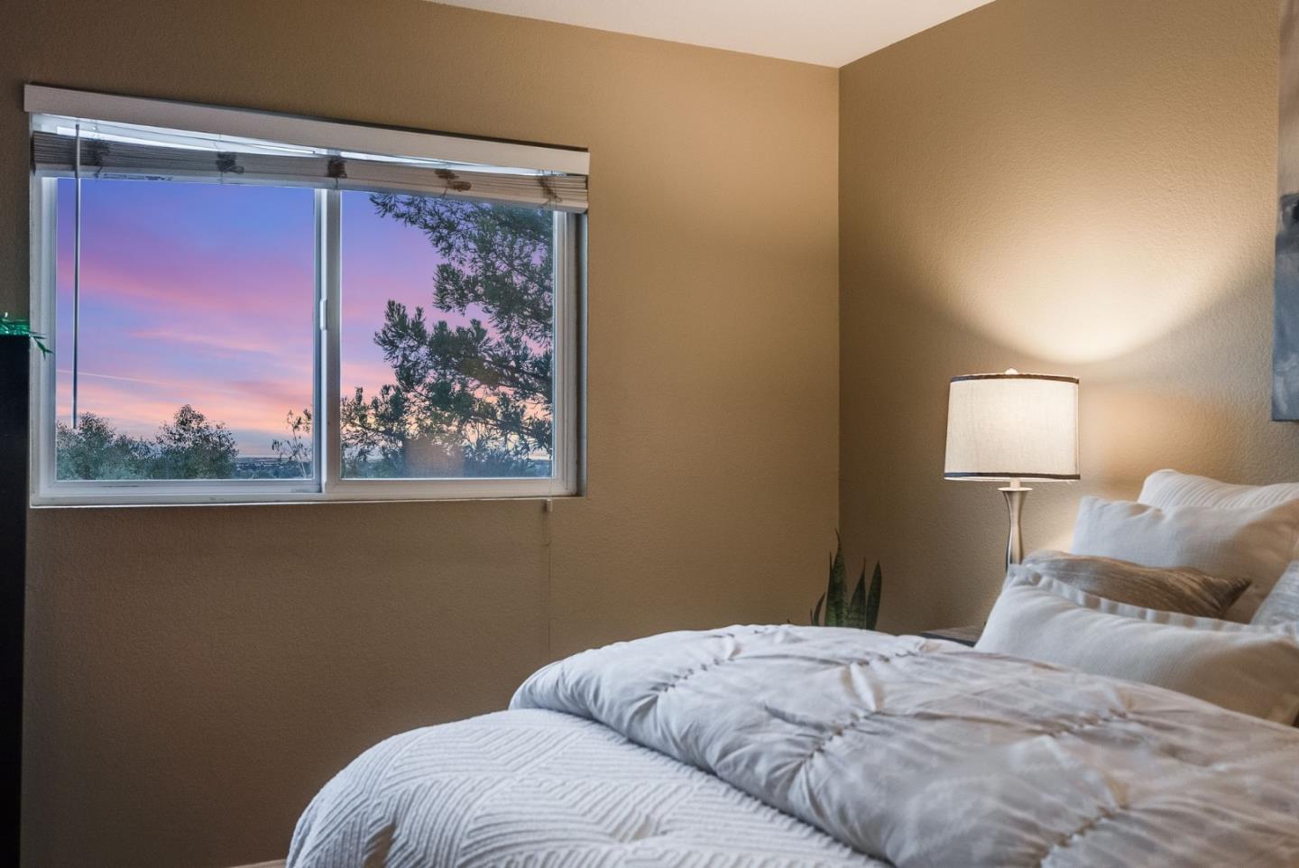 Detail Gallery Image 2 of 20 For 715 Heath Ct #388,  Hayward,  CA 94544 - 2 Beds | 2 Baths