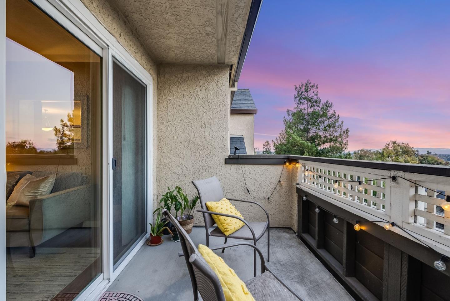 Detail Gallery Image 5 of 20 For 715 Heath Ct #388,  Hayward,  CA 94544 - 2 Beds | 2 Baths
