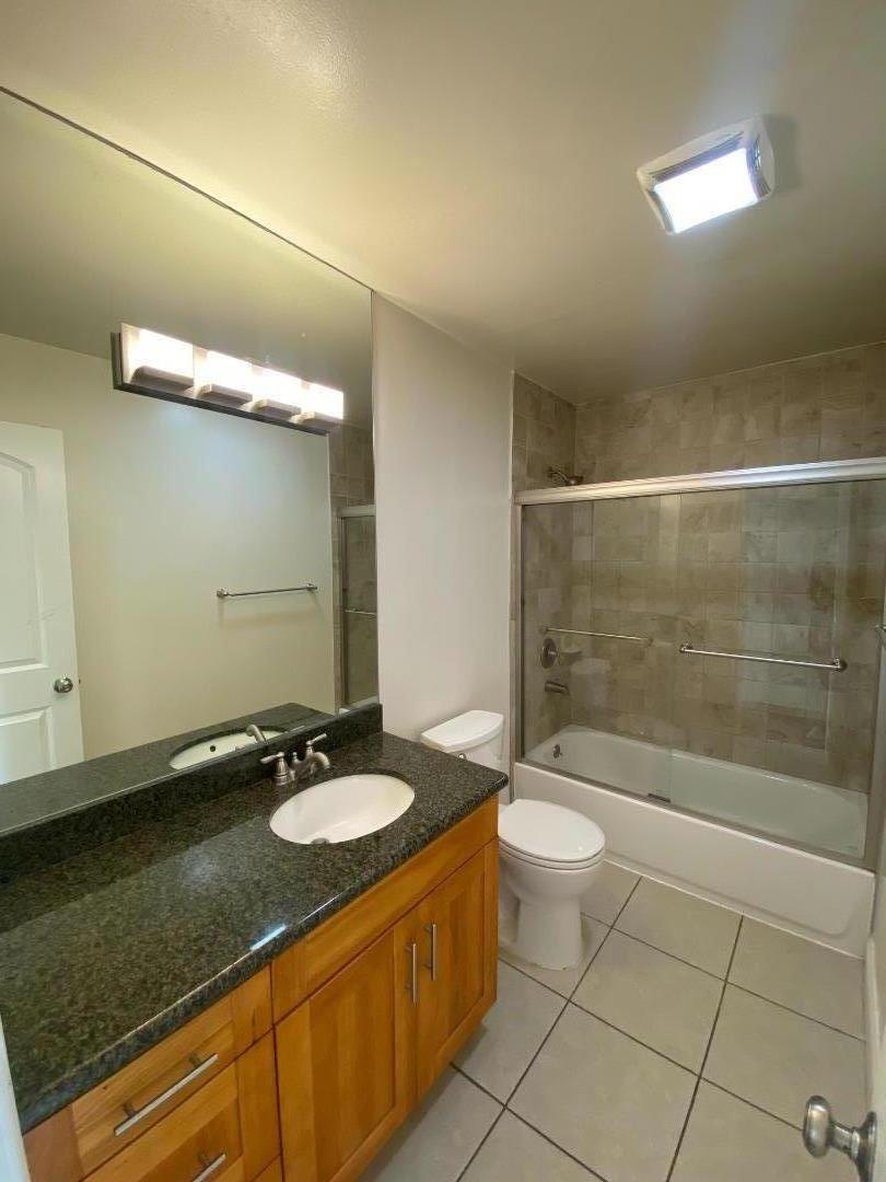 Detail Gallery Image 5 of 5 For 771 Pierce Rd #6,  Menlo Park,  CA 94025 - 2 Beds | 1 Baths