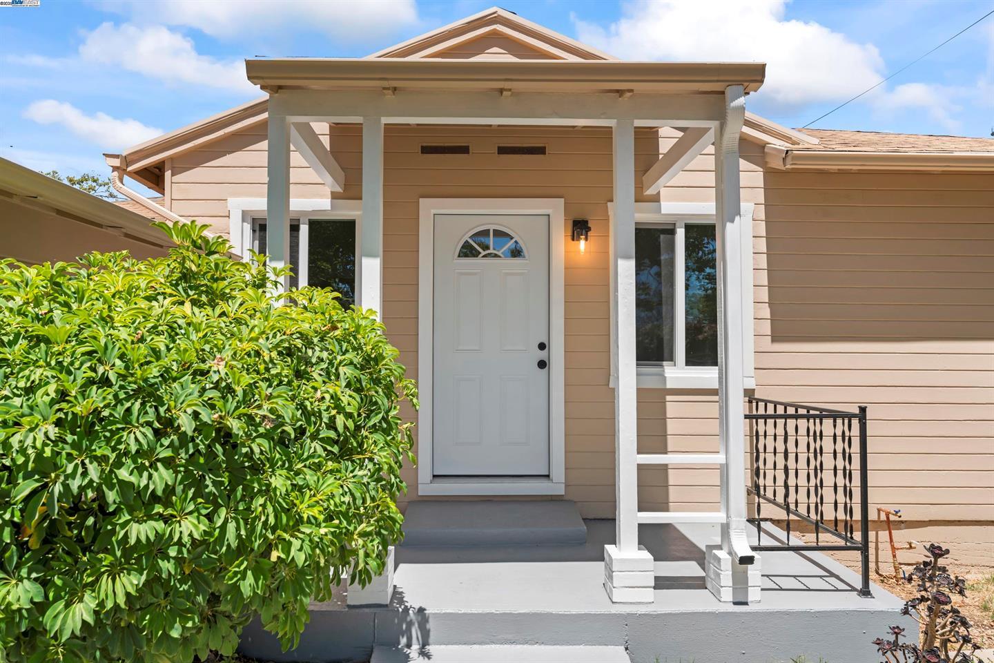 Detail Gallery Image 2 of 20 For 2512 Tennessee St, Vallejo,  CA 94591 - 3 Beds | 1 Baths