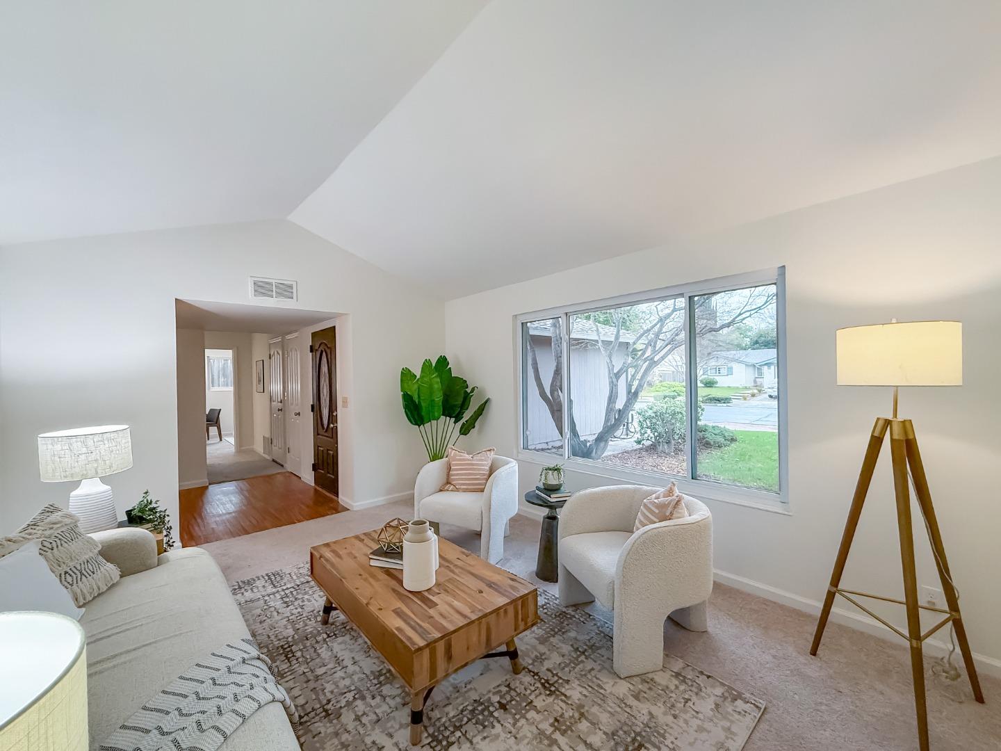 Detail Gallery Image 7 of 39 For 4182 Mountcastle Way, San Jose,  CA 95136 - 3 Beds | 2 Baths