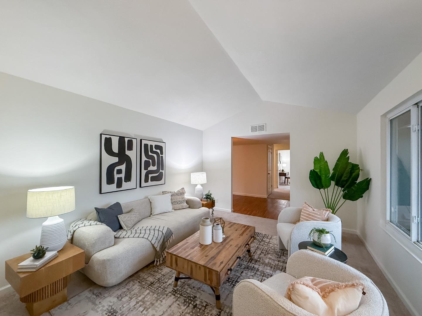 Detail Gallery Image 8 of 39 For 4182 Mountcastle Way, San Jose,  CA 95136 - 3 Beds | 2 Baths