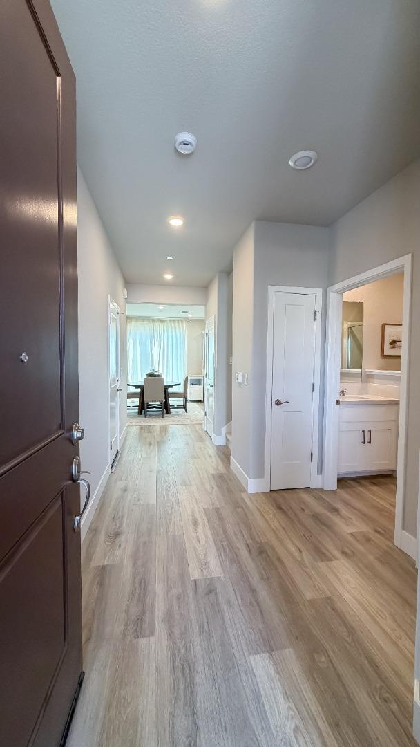 Detail Gallery Image 2 of 28 For 813 Big Range Way, Rocklin,  CA 95765 - 4 Beds | 3 Baths