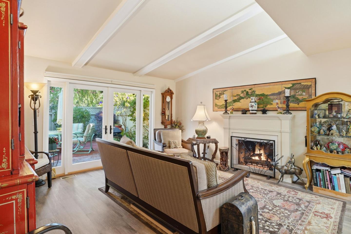 Detail Gallery Image 11 of 28 For 75 Hacienda Carmel, Carmel,  CA 93923 - 2 Beds | 2 Baths
