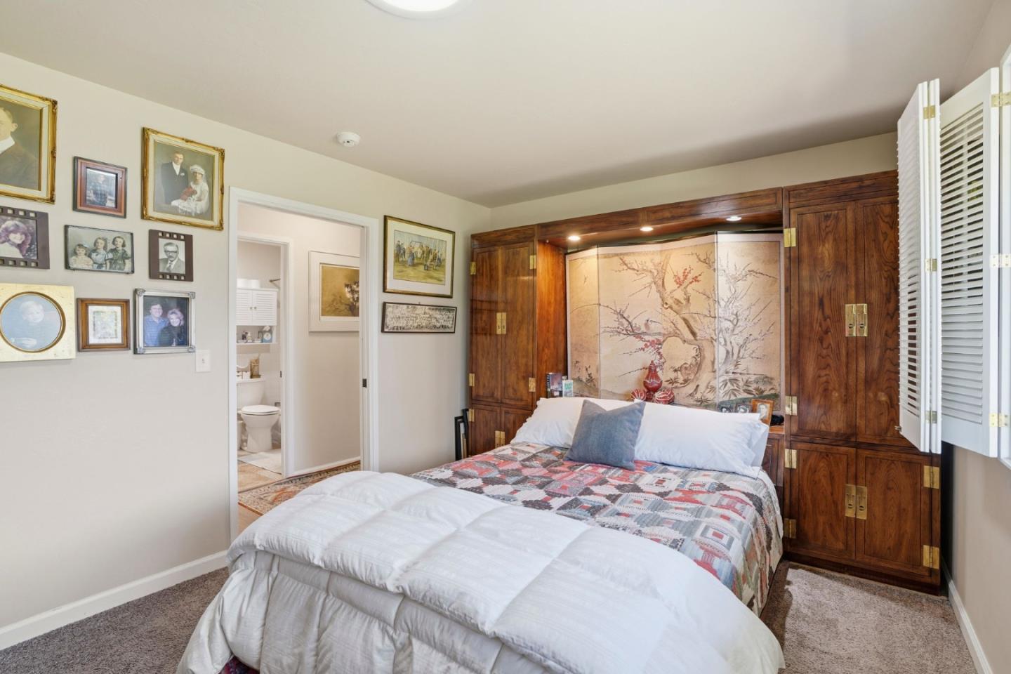 Detail Gallery Image 19 of 28 For 75 Hacienda Carmel, Carmel,  CA 93923 - 2 Beds | 2 Baths