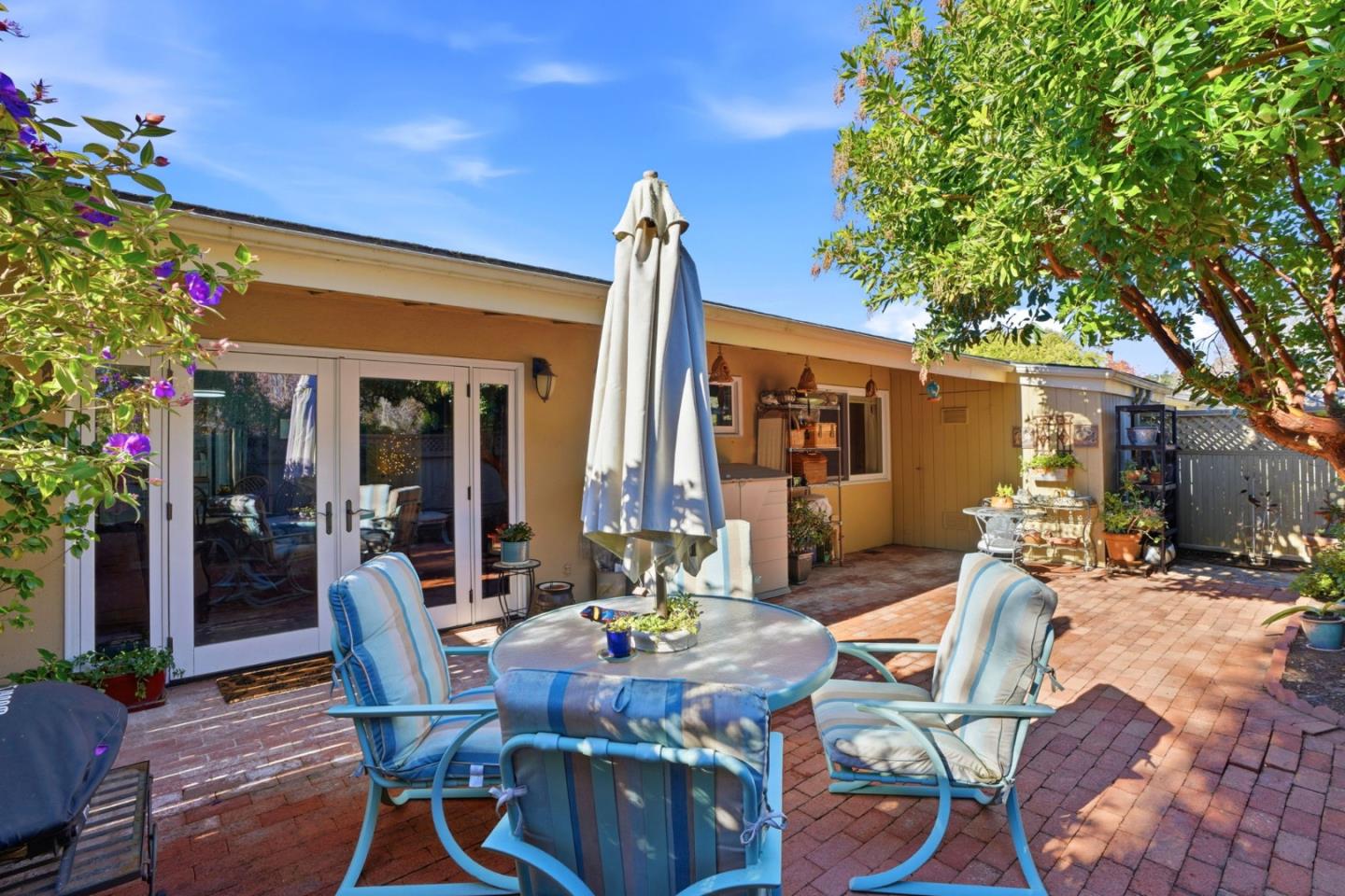 Detail Gallery Image 23 of 28 For 75 Hacienda Carmel, Carmel,  CA 93923 - 2 Beds | 2 Baths