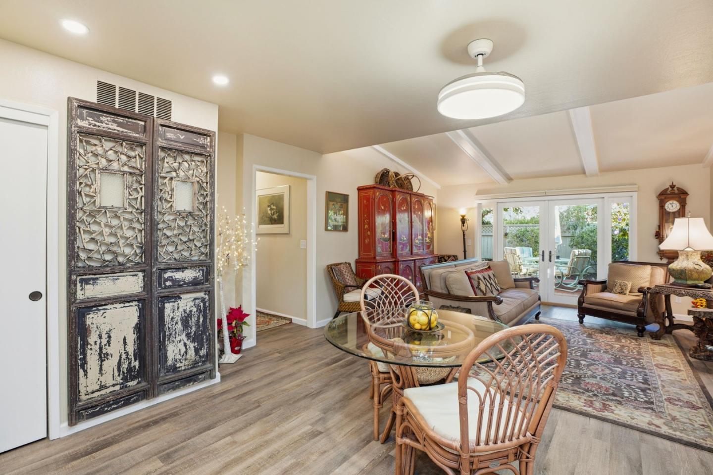 Detail Gallery Image 3 of 28 For 75 Hacienda Carmel, Carmel,  CA 93923 - 2 Beds | 2 Baths