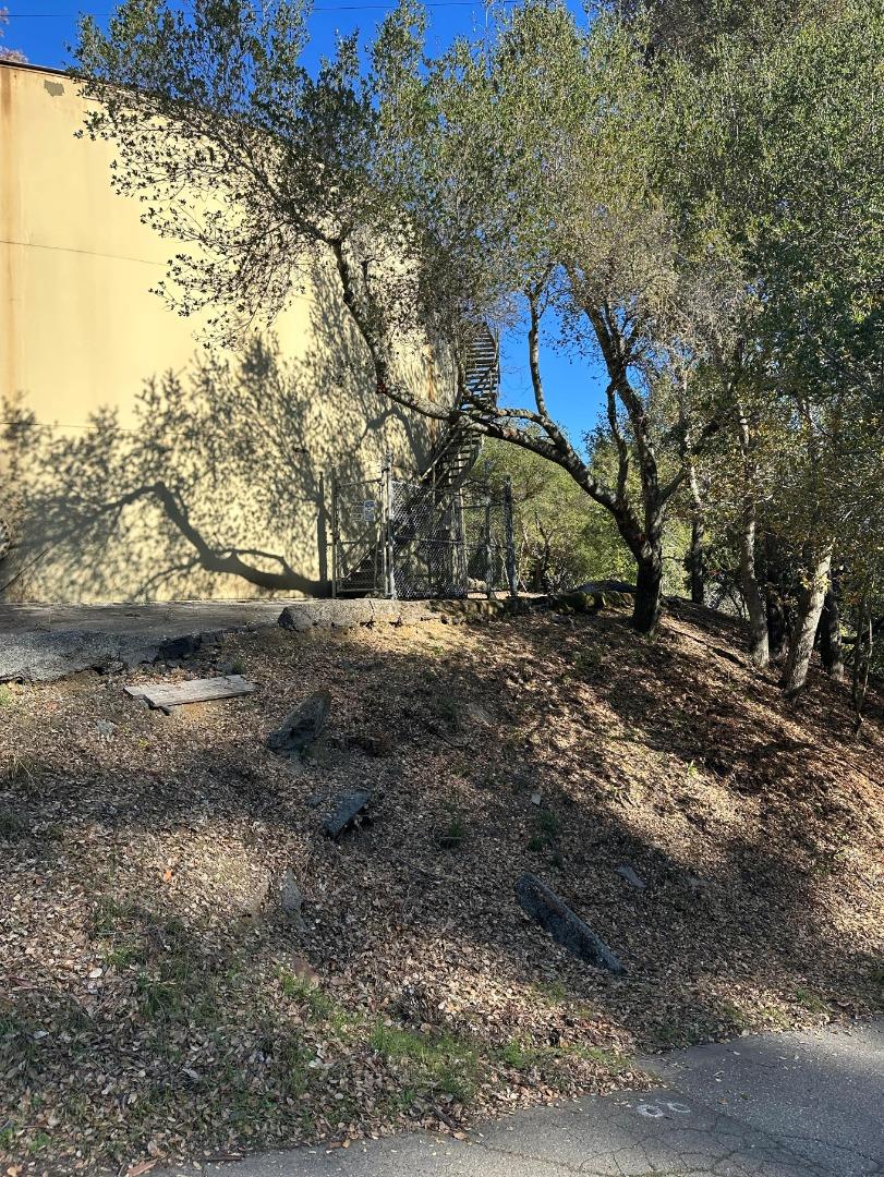 Front Image Thumbnail for ML82030208