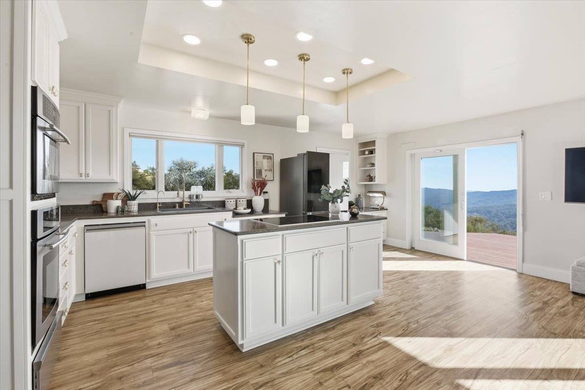 Detail Gallery Image 10 of 83 For 16999 Mcgill Rd, Saratoga,  CA 95070 - 4 Beds | 2 Baths