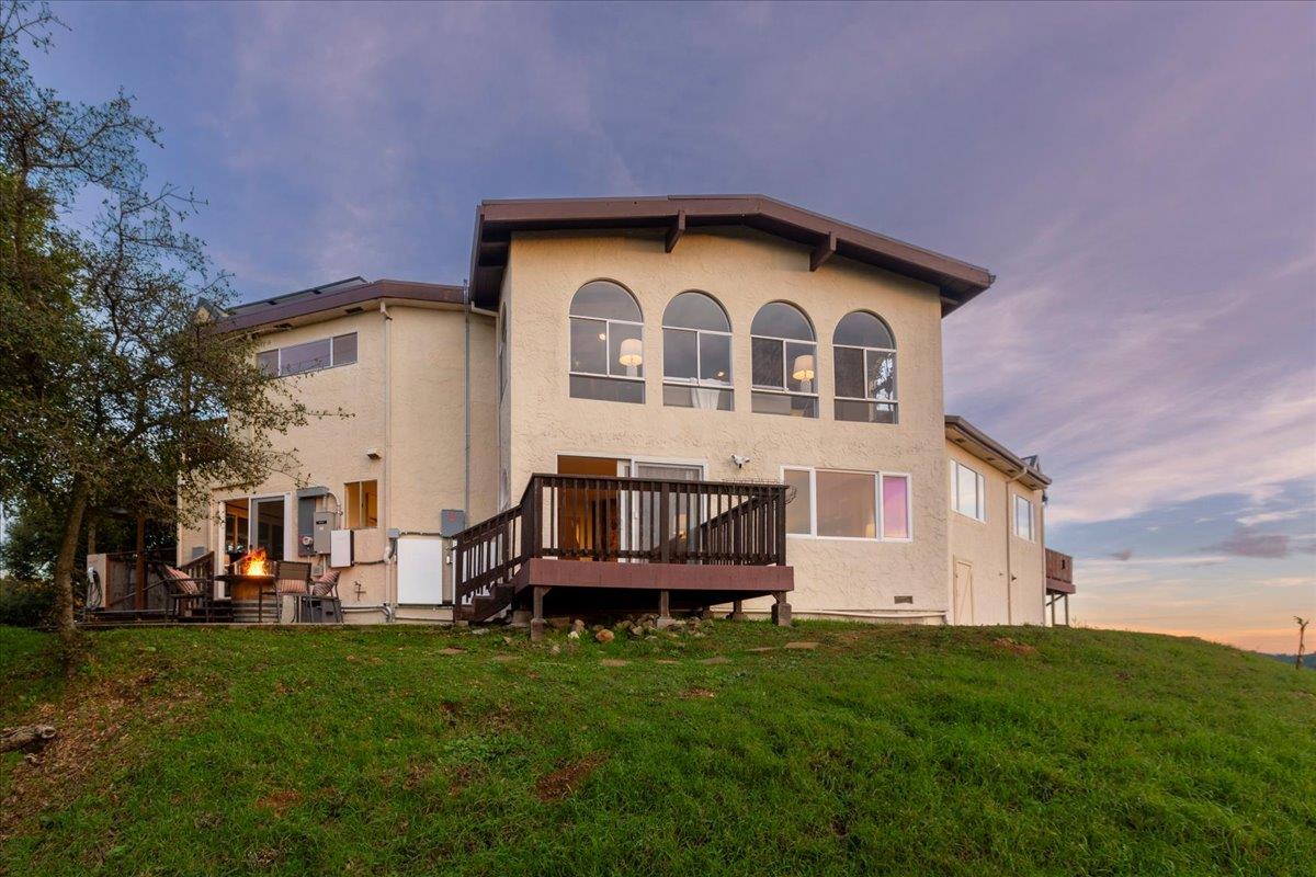 Detail Gallery Image 2 of 83 For 16999 Mcgill Rd, Saratoga,  CA 95070 - 4 Beds | 2 Baths