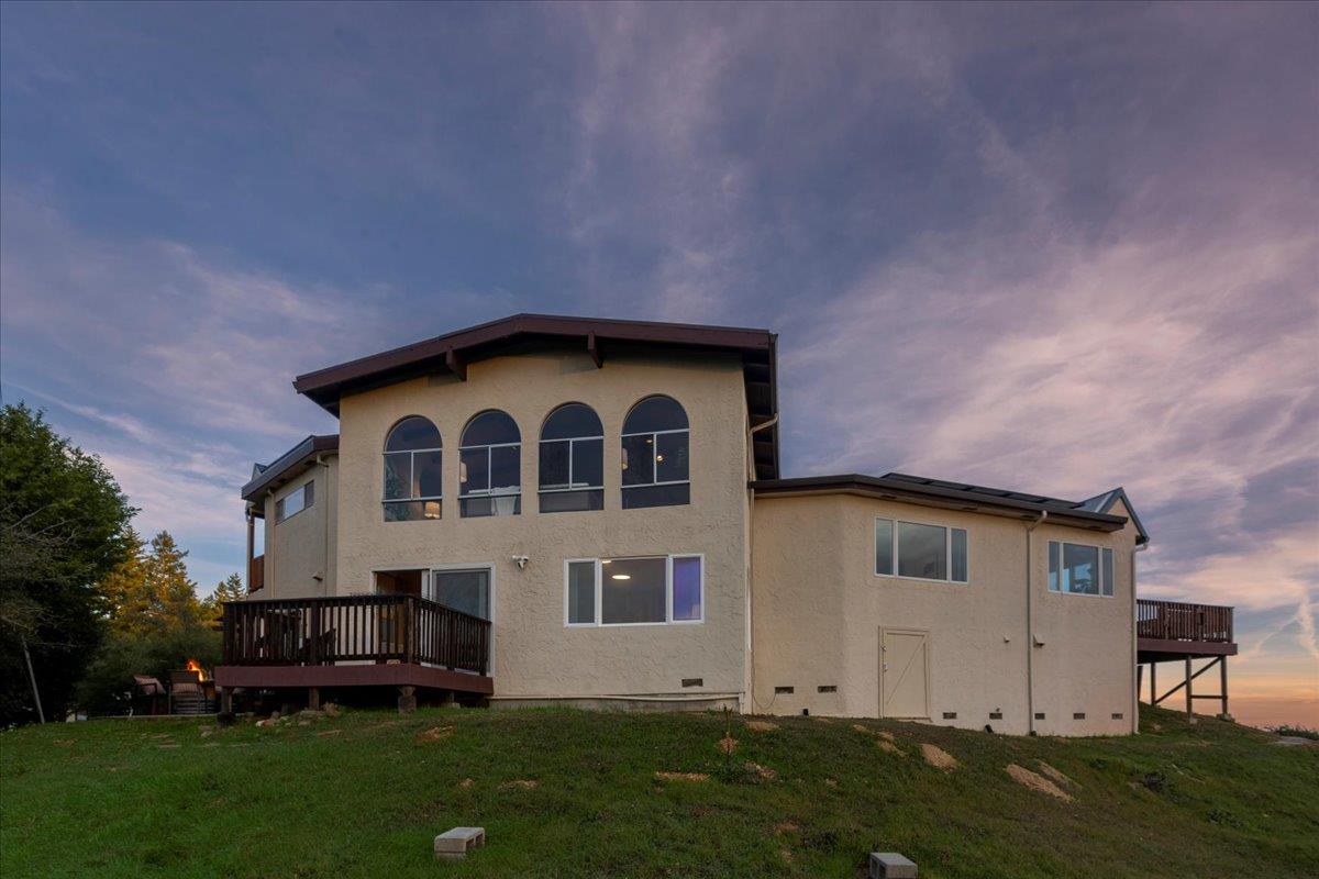 Detail Gallery Image 3 of 83 For 16999 Mcgill Rd, Saratoga,  CA 95070 - 4 Beds | 2 Baths