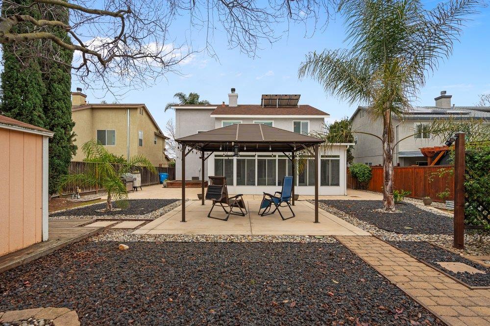 Detail Gallery Image 19 of 28 For 920 Talbot Dr, Hollister,  CA 95023 - 4 Beds | 2/1 Baths