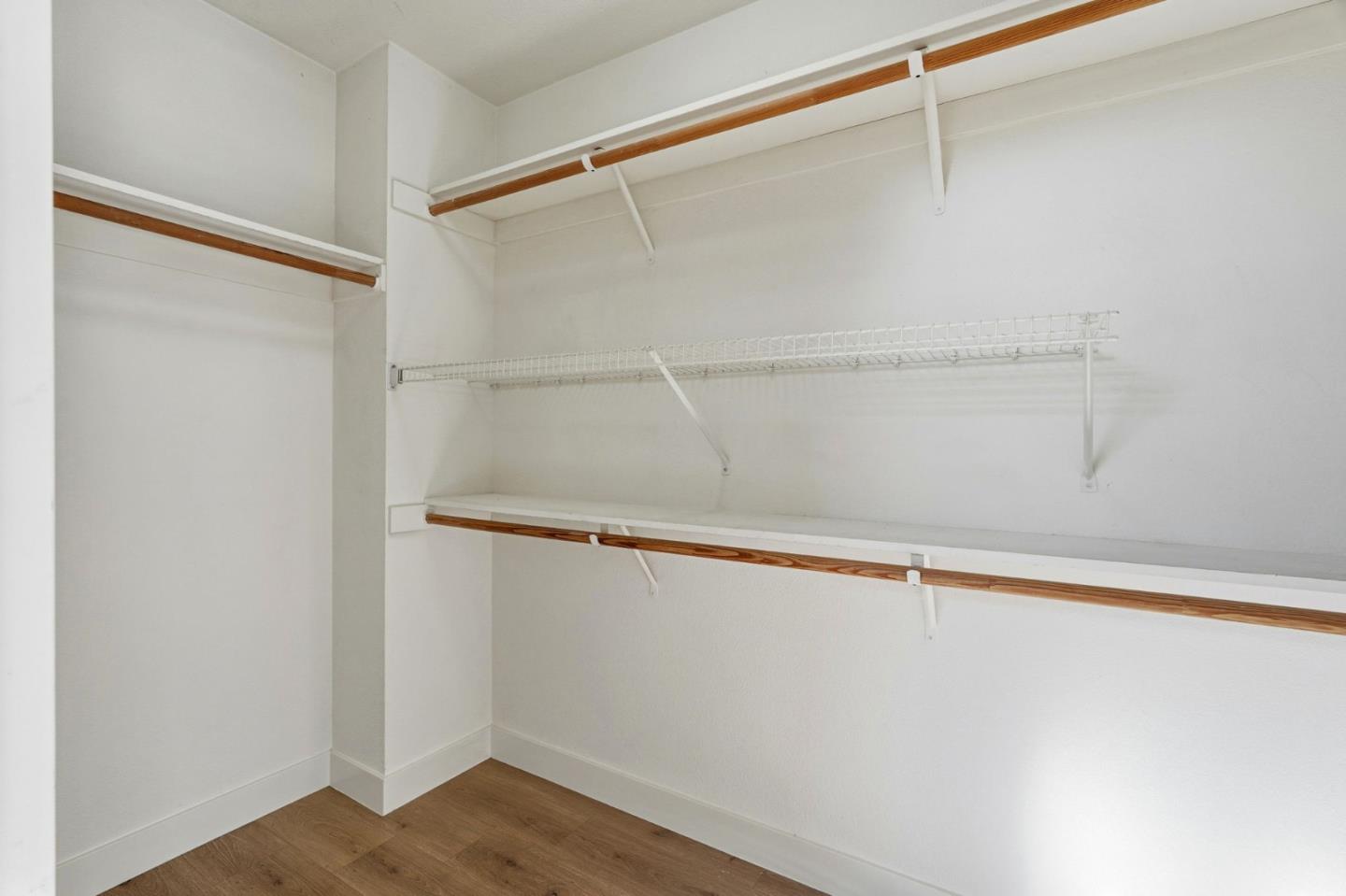 Detail Gallery Image 24 of 53 For 4324 Verdigris Cir, San Jose,  CA 95134 - 3 Beds | 2/1 Baths