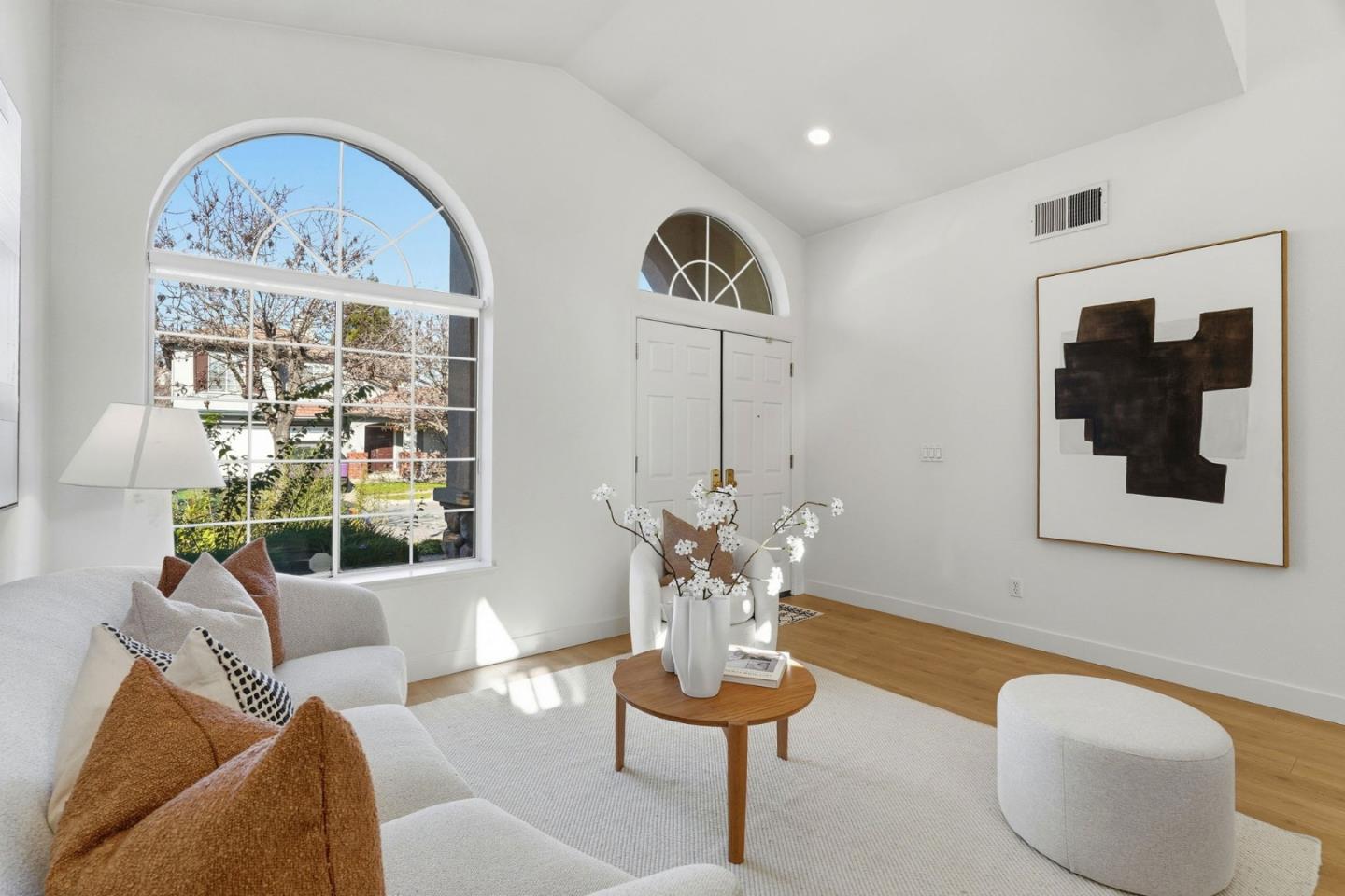 Detail Gallery Image 7 of 53 For 4324 Verdigris Cir, San Jose,  CA 95134 - 3 Beds | 2/1 Baths