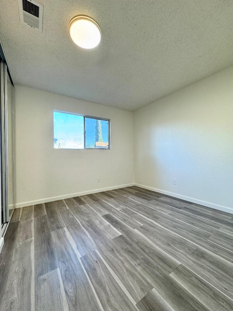 Detail Gallery Image 11 of 20 For 73 Chipman Ln, Suisun City,  CA 94585 - 4 Beds | 2 Baths