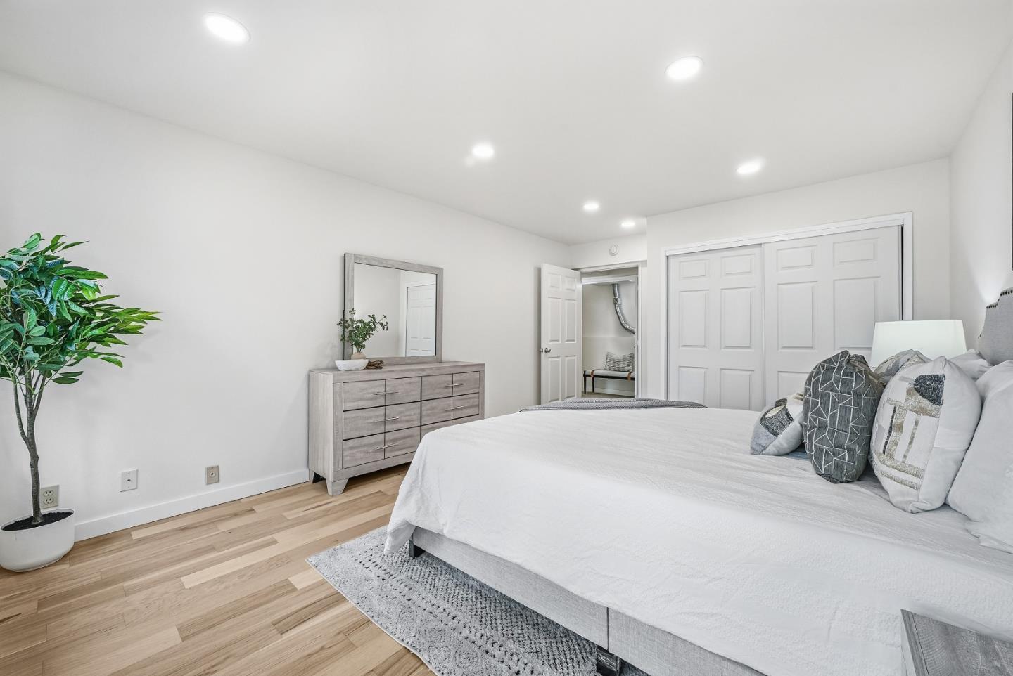 Photo #23: ML82030214 Listing: Photo #23