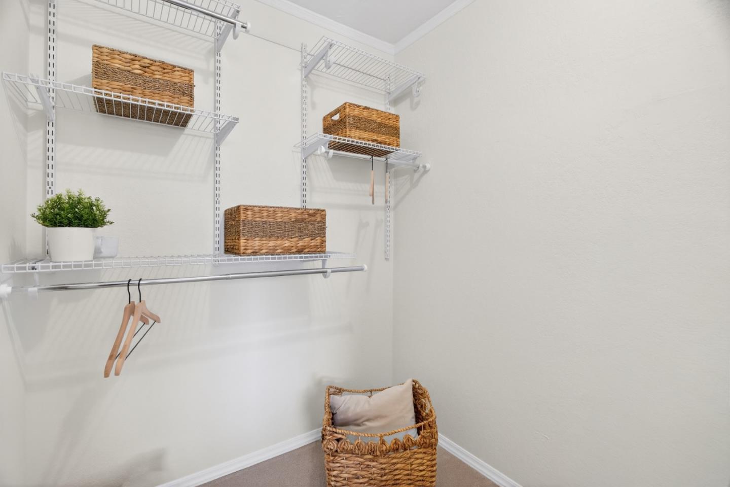 Detail Gallery Image 22 of 29 For 6318 Joaquin Murieta Ave #B,  Newark,  CA 94560 - 1 Beds | 1 Baths