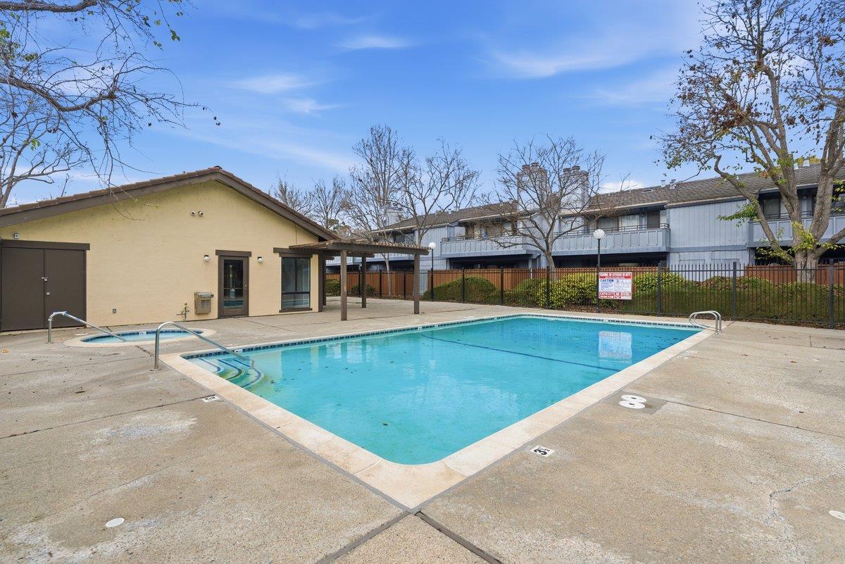 Detail Gallery Image 26 of 29 For 6318 Joaquin Murieta Ave #B,  Newark,  CA 94560 - 1 Beds | 1 Baths