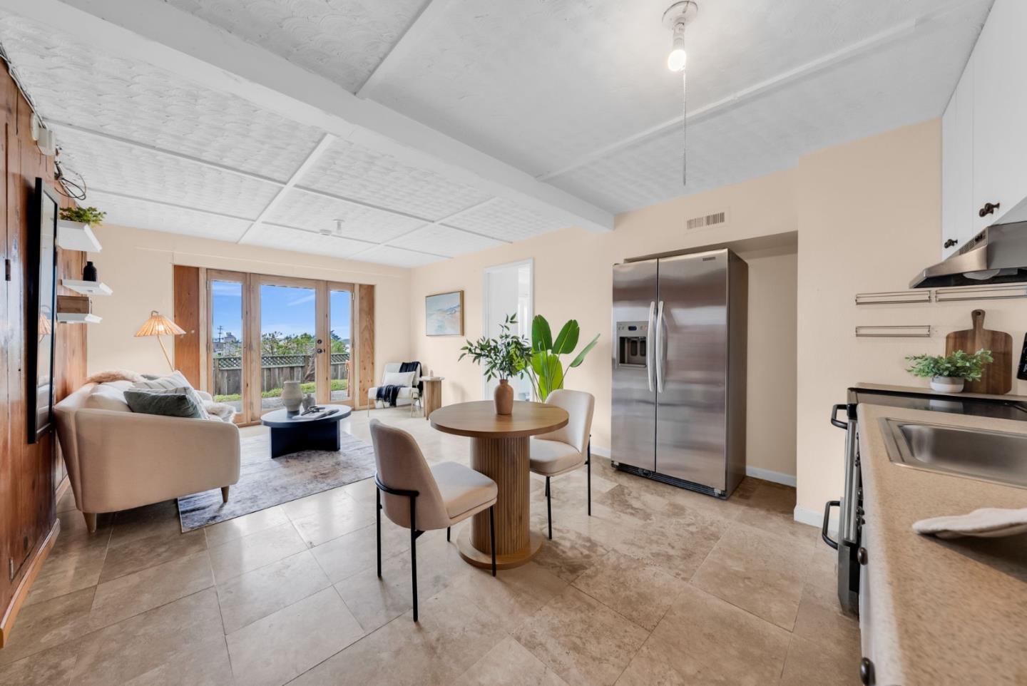 Detail Gallery Image 22 of 65 For 162 Eastridge Cir, Pacifica,  CA 94044 - 3 Beds | 2 Baths