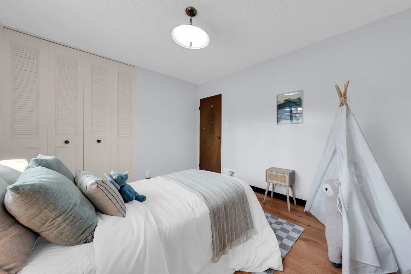 Detail Gallery Image 30 of 65 For 162 Eastridge Cir, Pacifica,  CA 94044 - 3 Beds | 2 Baths